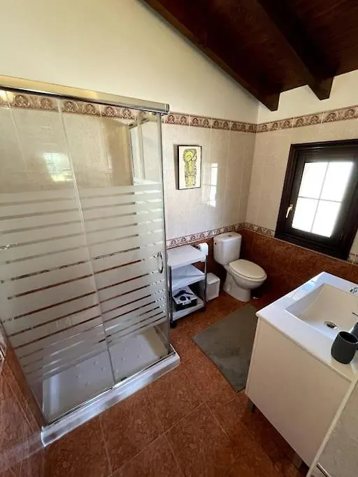 فيلا Casa Uri Cubas  Cubas (Cantabria)